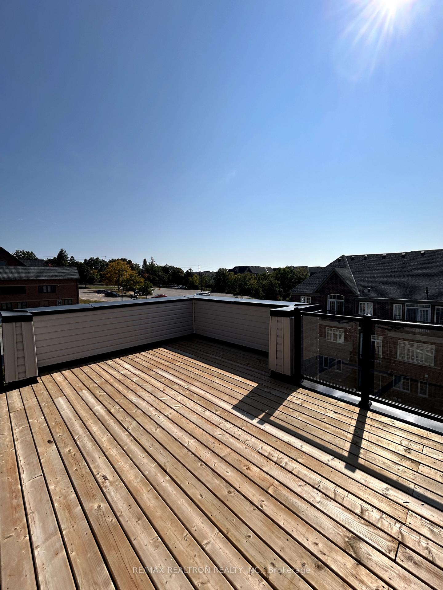 Photo 28 of 46 Herman Gilroy Lane, Markham, Angus Glen — HOMEH