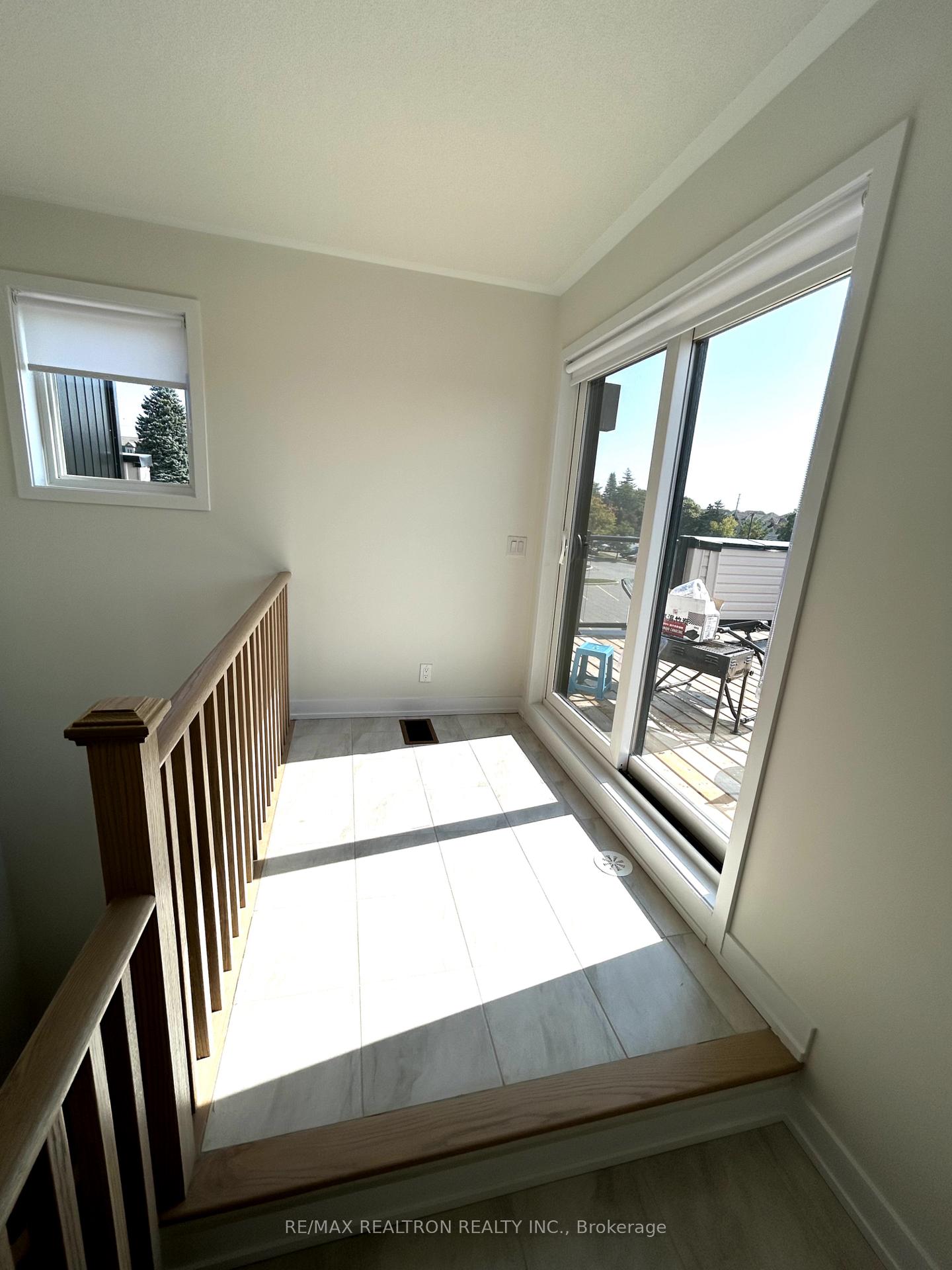 Photo 32 of 46 Herman Gilroy Lane, Markham, Angus Glen — HOMEH