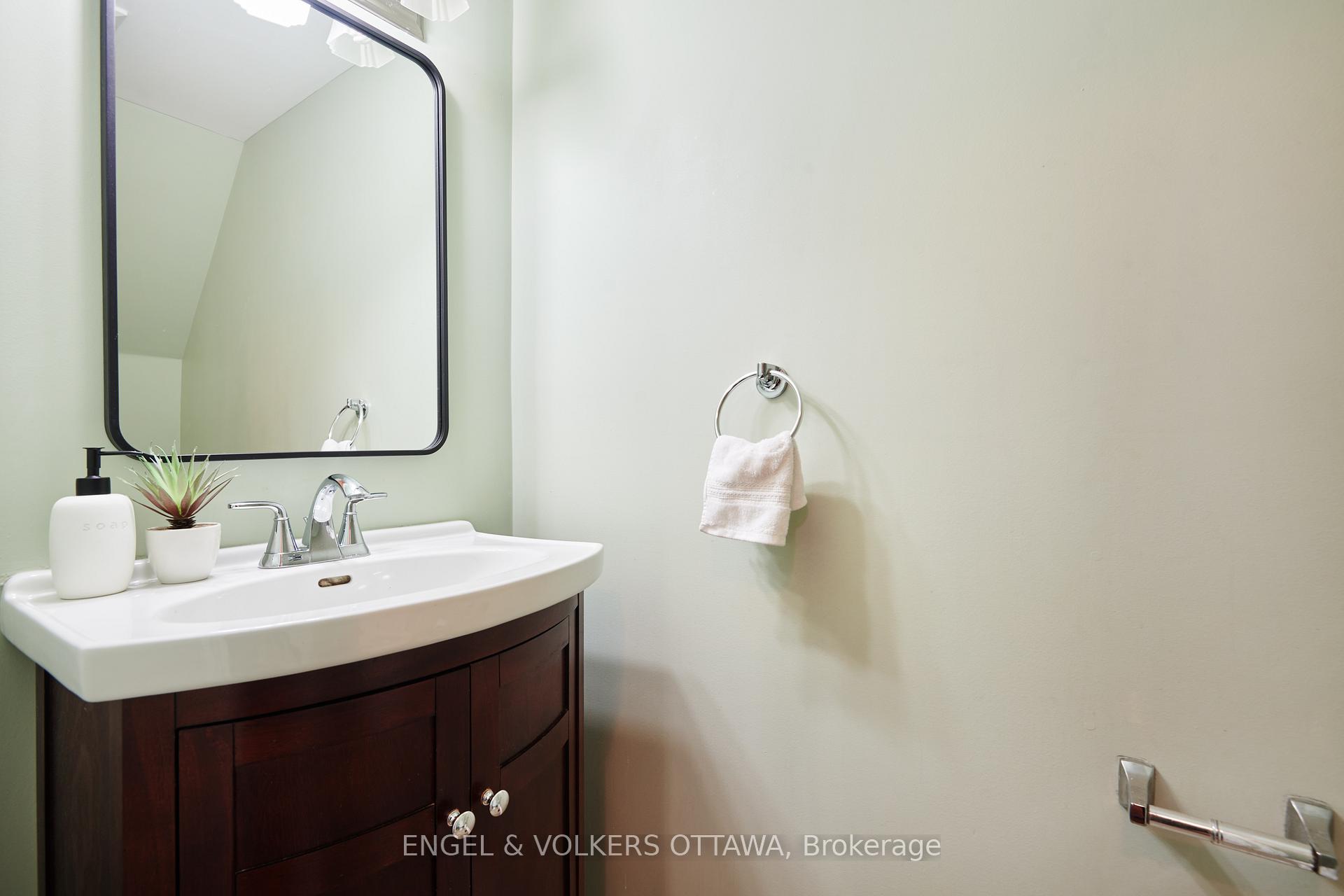 Photo 15 of 33 Morgan's Grant Way, Ottawa, Kanata - Morgan's Grant/South March — HOMEH