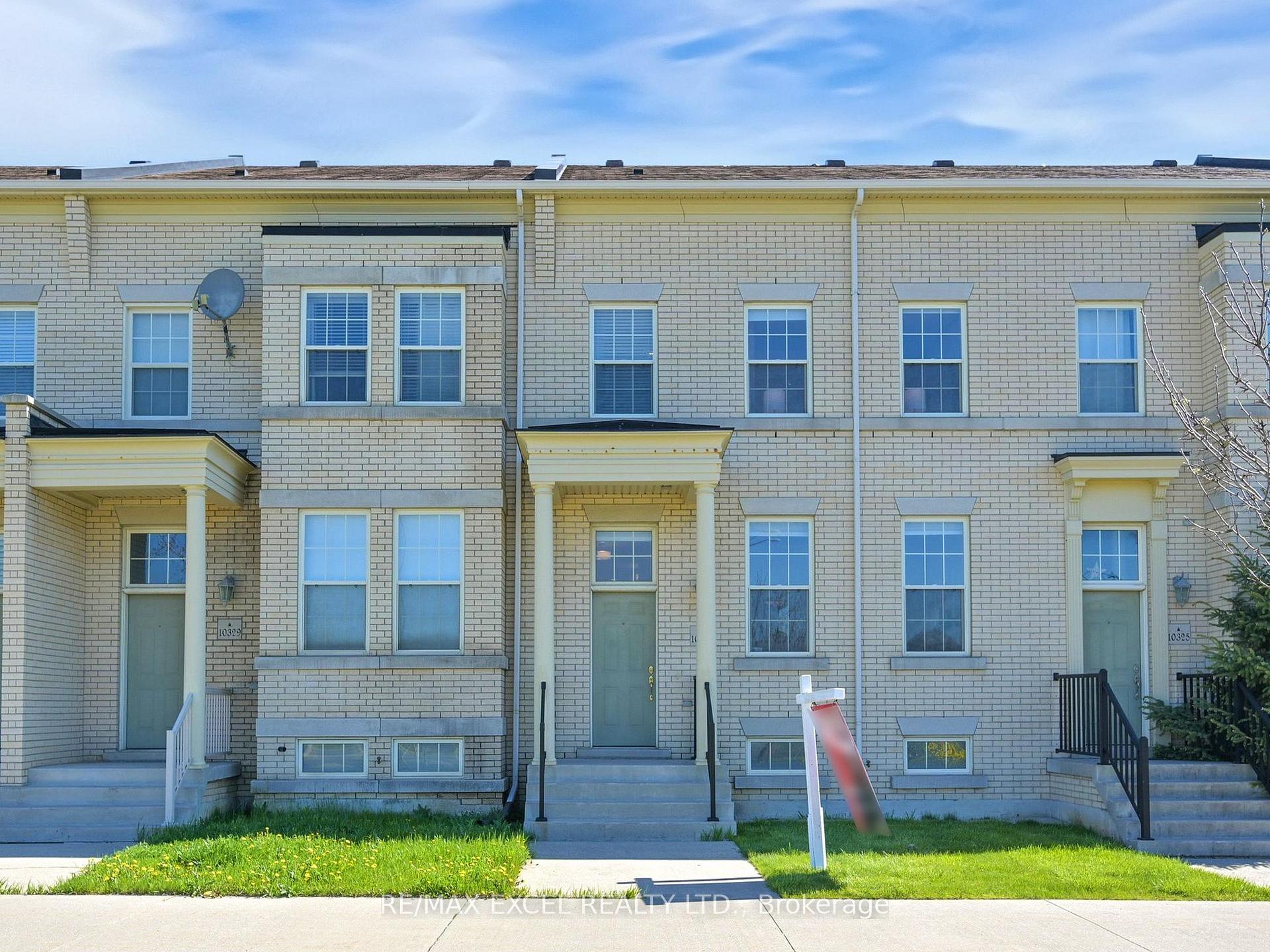 Photo 2 of 10327 Woodbine Avenue, Markham, Cathedraltown — HOMEH