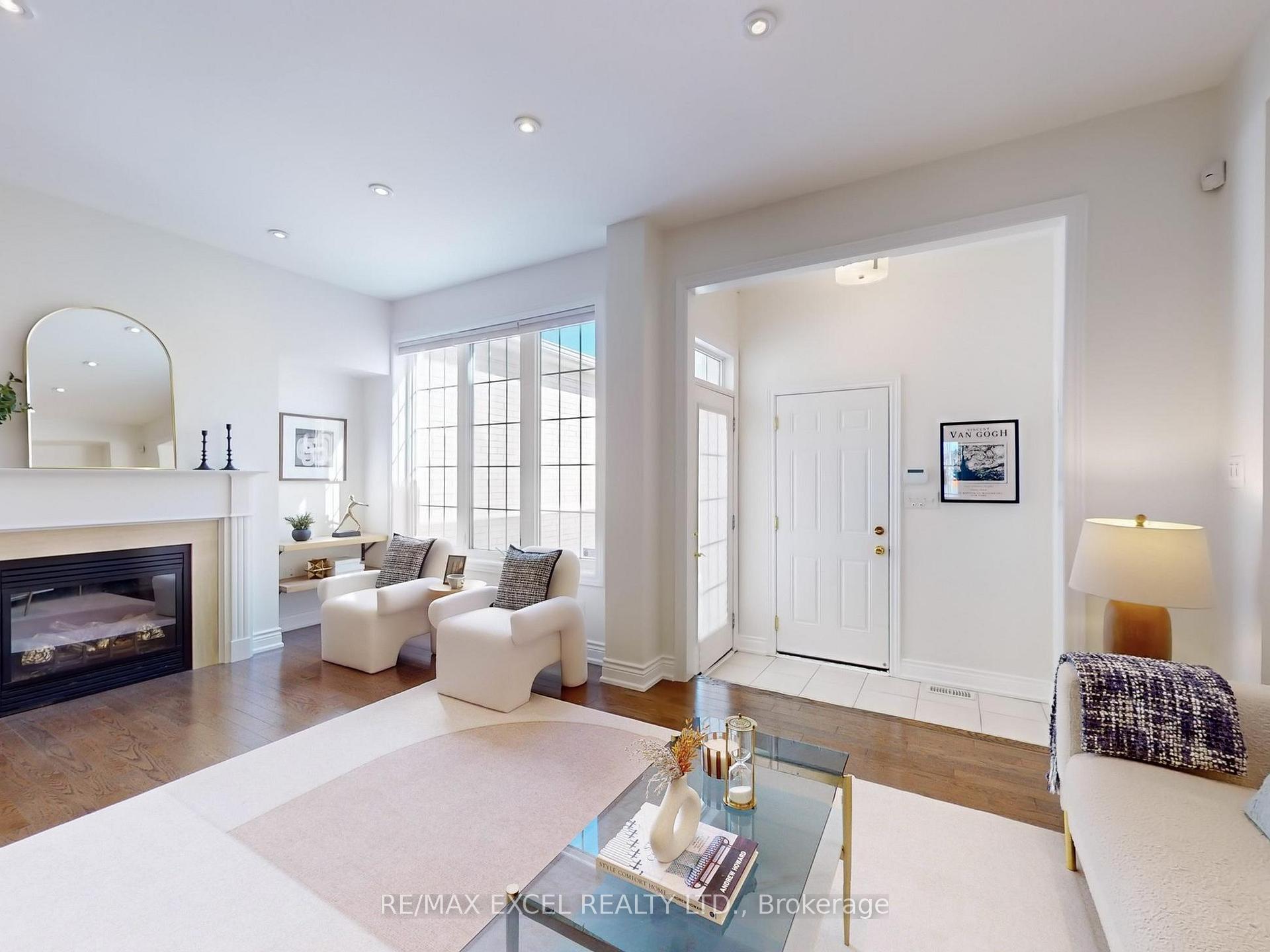 Photo 4 of 10327 Woodbine Avenue, Markham, Cathedraltown — HOMEH