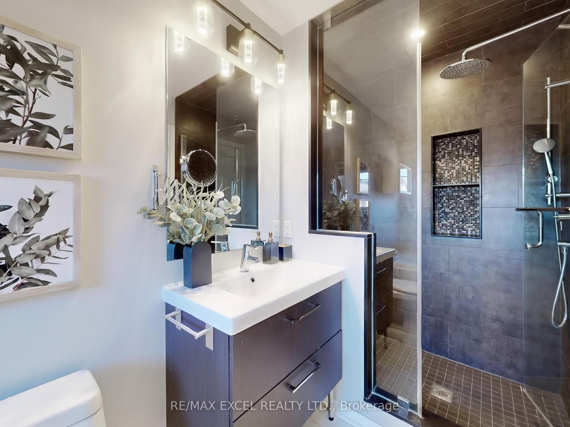 Photo 24 of 10327 Woodbine Avenue, Markham, Cathedraltown — HOMEH
