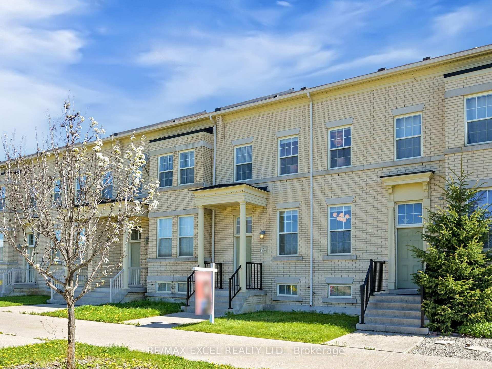 Photo 33 of 10327 Woodbine Avenue, Markham, Cathedraltown — HOMEH