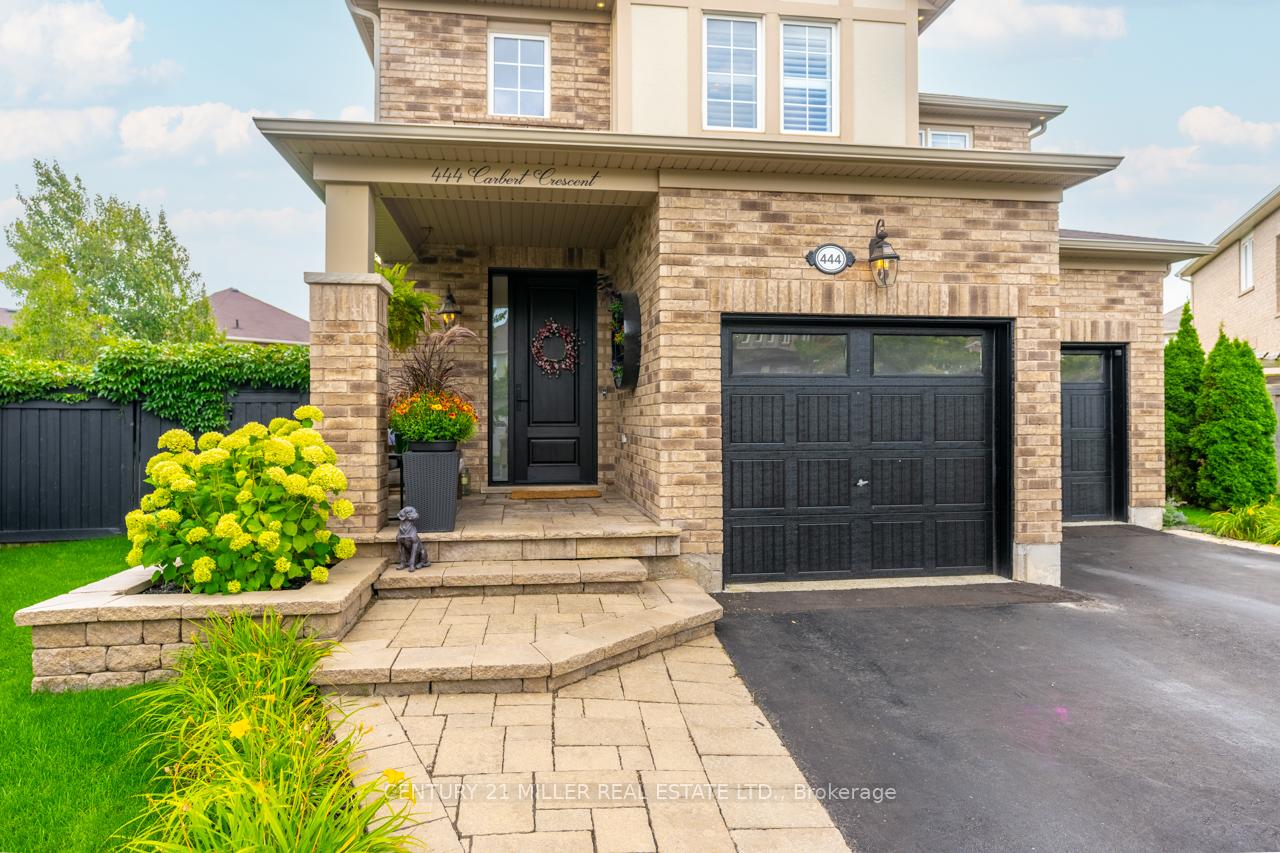 Photo 3 of 444 Carbert Crescent, Milton, Willmott — HOMEH