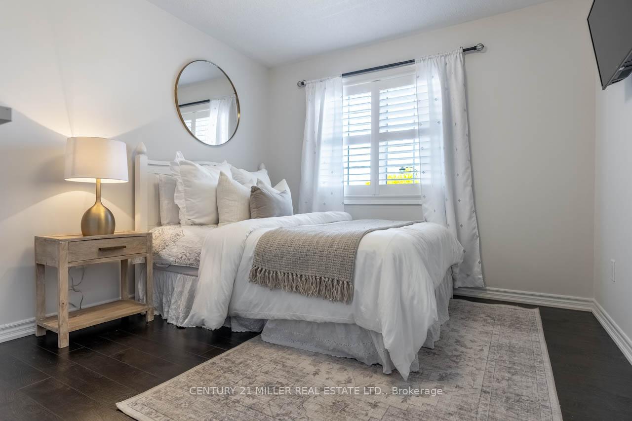 Photo 19 of 444 Carbert Crescent, Milton, Willmott — HOMEH