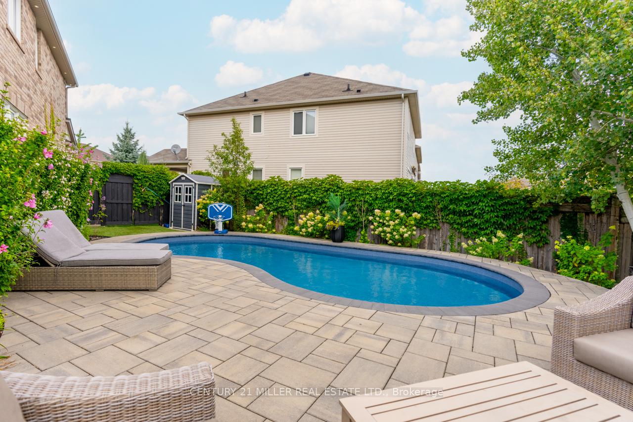 Photo 34 of 444 Carbert Crescent, Milton, Willmott — HOMEH