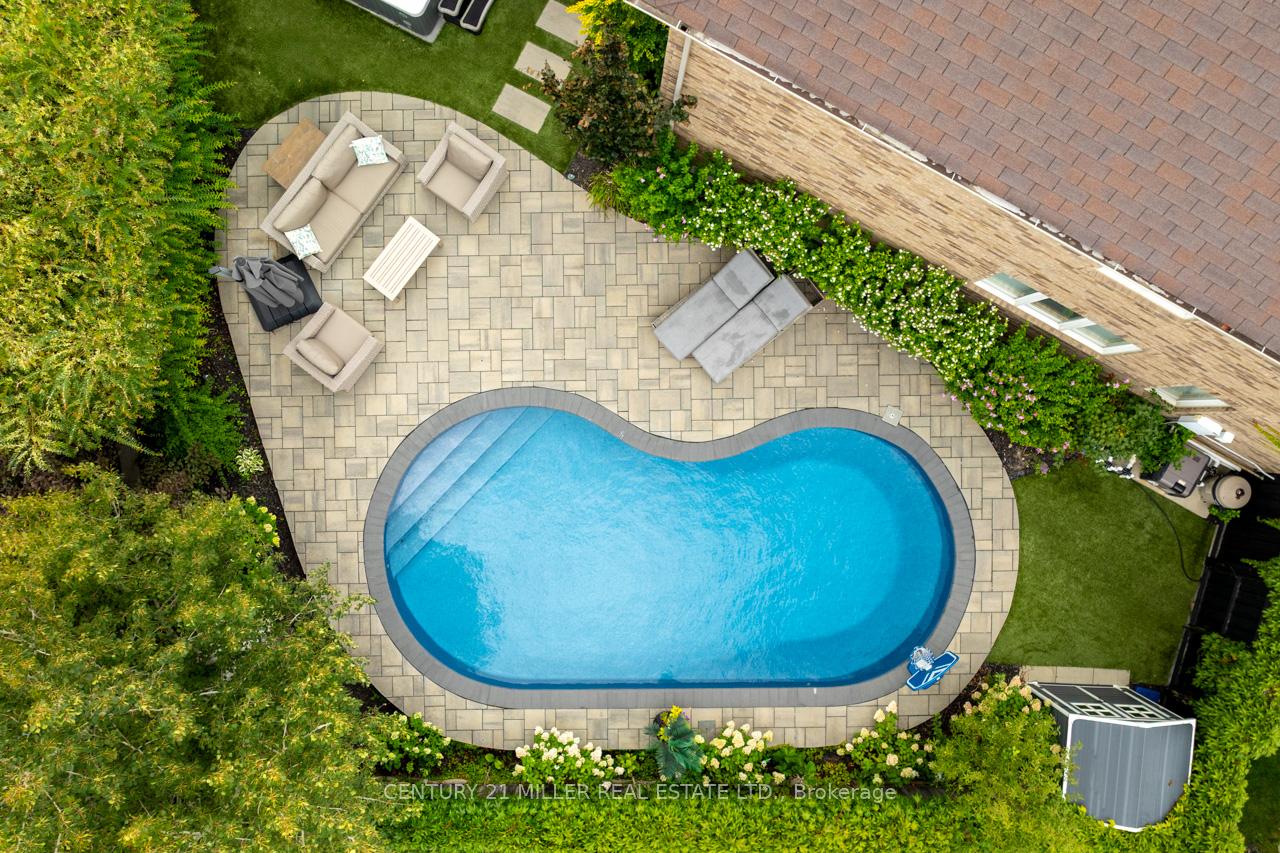 Photo 36 of 444 Carbert Crescent, Milton, Willmott — HOMEH