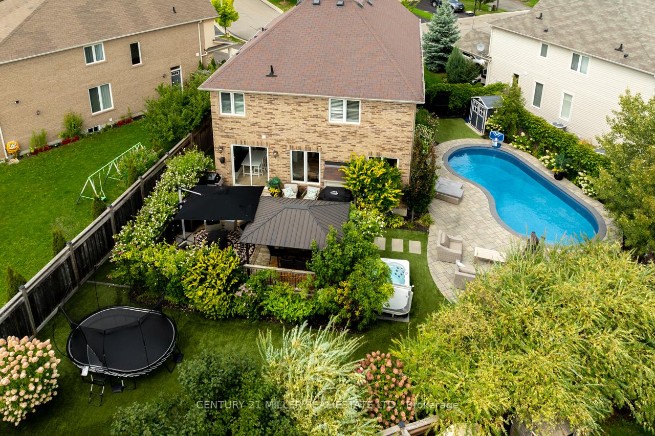 Photo 37 of 444 Carbert Crescent, Milton, Willmott — HOMEH