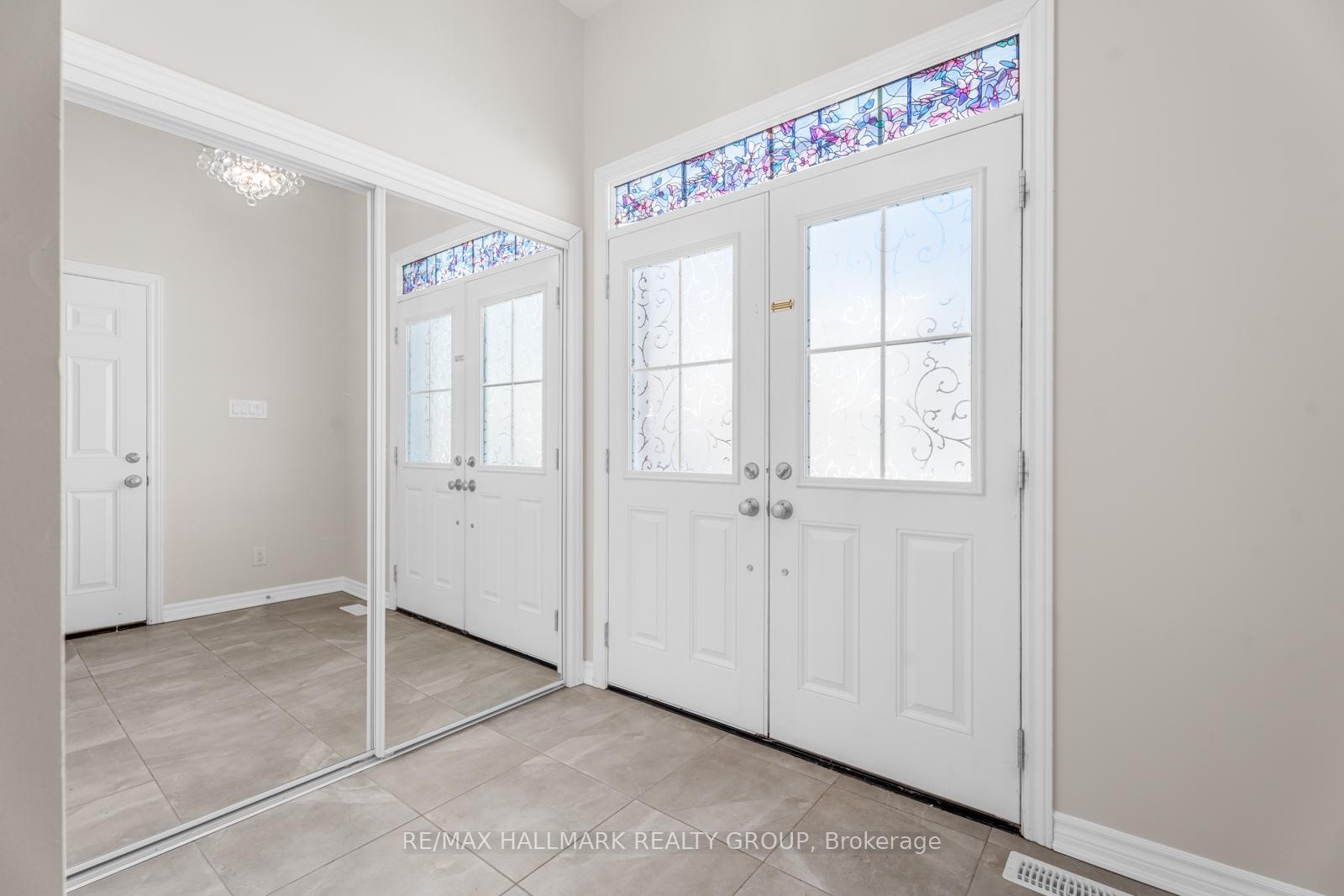 Photo 5 of 60 Solaris Drive, Ottawa, Kanata - Emerald Meadows/Trailwest — HOMEH