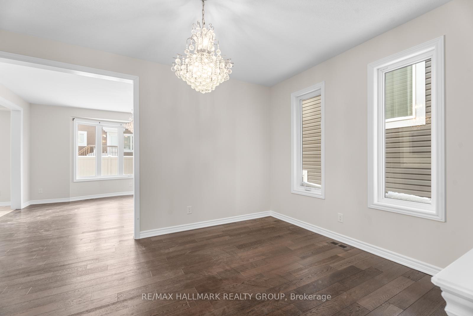 Photo 10 of 60 Solaris Drive, Ottawa, Kanata - Emerald Meadows/Trailwest — HOMEH
