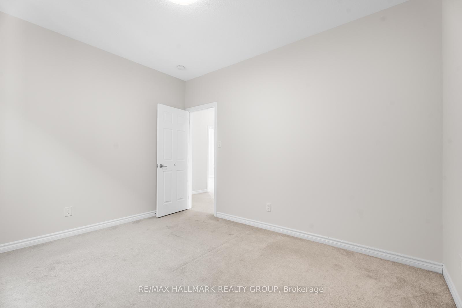 Photo 26 of 60 Solaris Drive, Ottawa, Kanata - Emerald Meadows/Trailwest — HOMEH