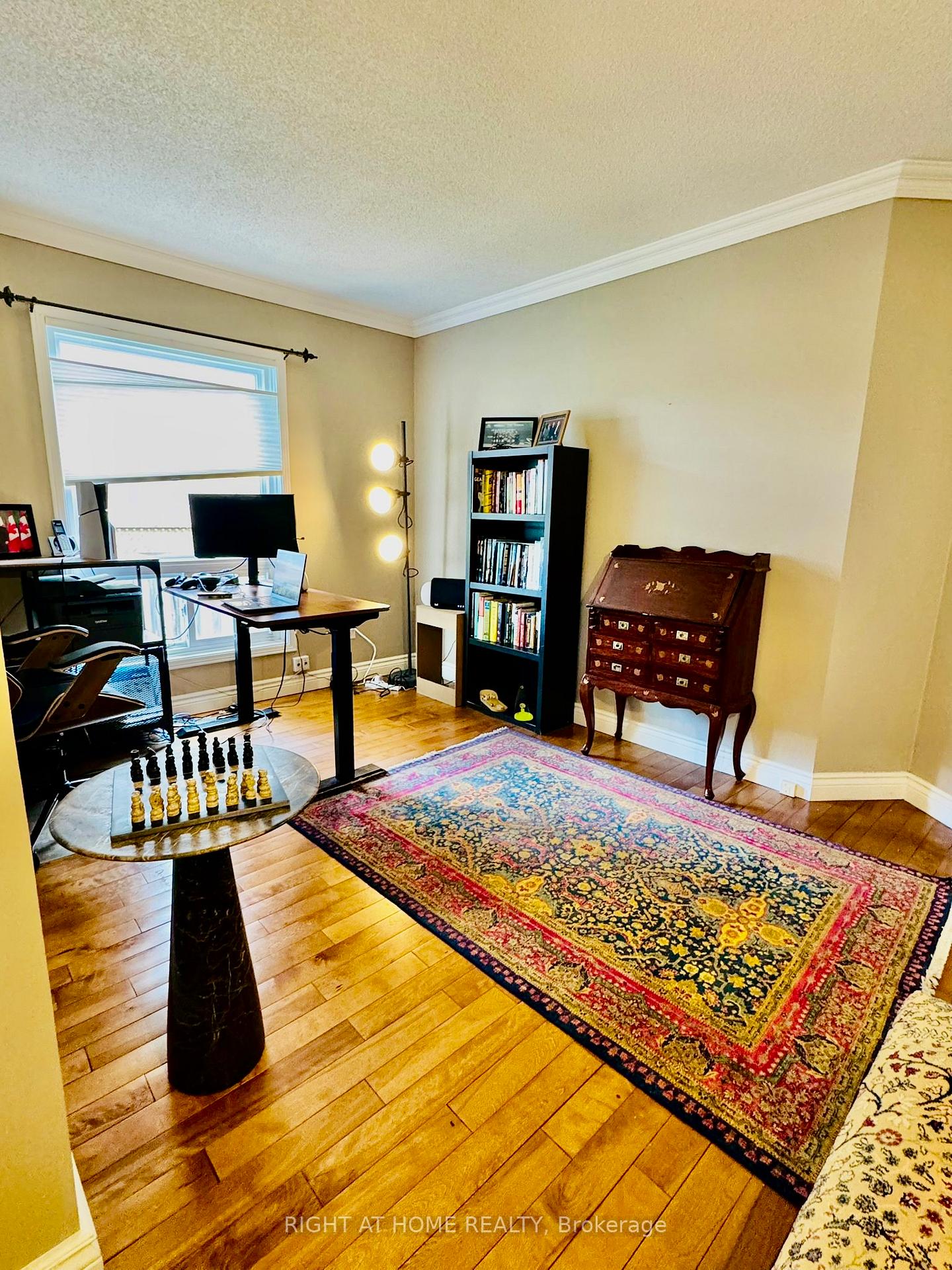 Photo 7 of 23 Lismer Court, Markham, Unionville — HOMEH