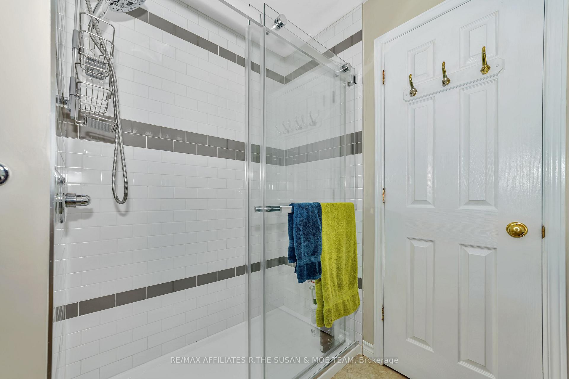 Photo 29 of 28 Hemlo Crescent, Ottawa, Kanata - Kanata Lakes/Heritage Hills — HOMEH