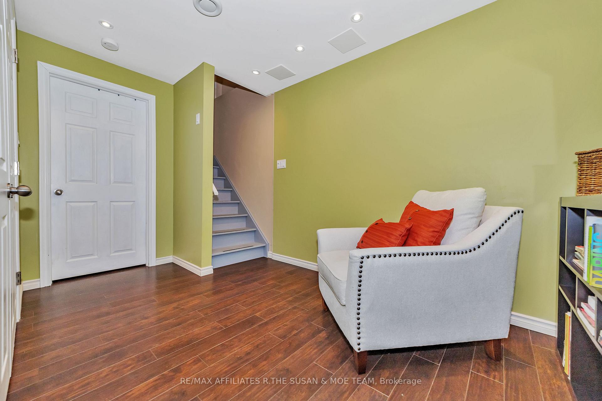 Photo 31 of 28 Hemlo Crescent, Ottawa, Kanata - Kanata Lakes/Heritage Hills — HOMEH