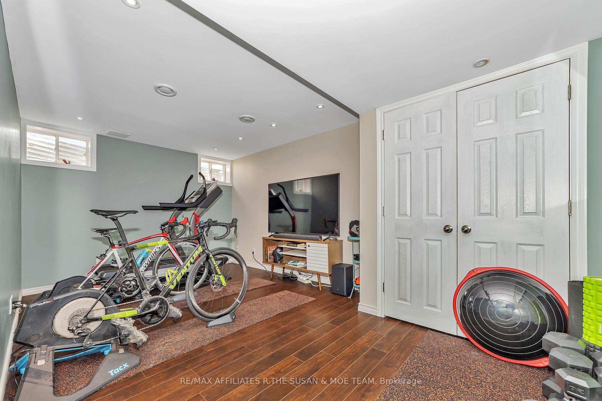 Photo 32 of 28 Hemlo Crescent, Ottawa, Kanata - Kanata Lakes/Heritage Hills — HOMEH