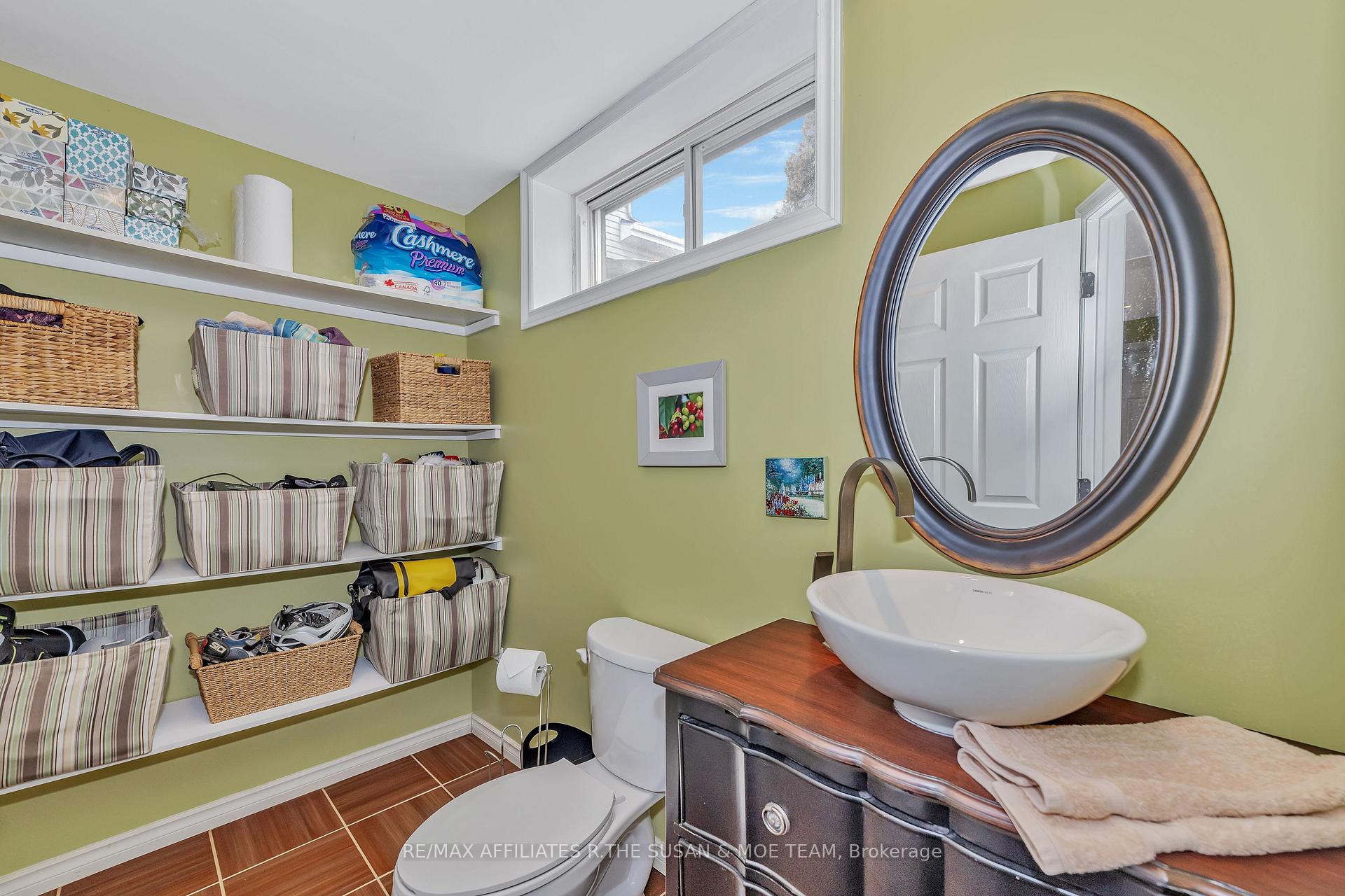 Photo 35 of 28 Hemlo Crescent, Ottawa, Kanata - Kanata Lakes/Heritage Hills — HOMEH