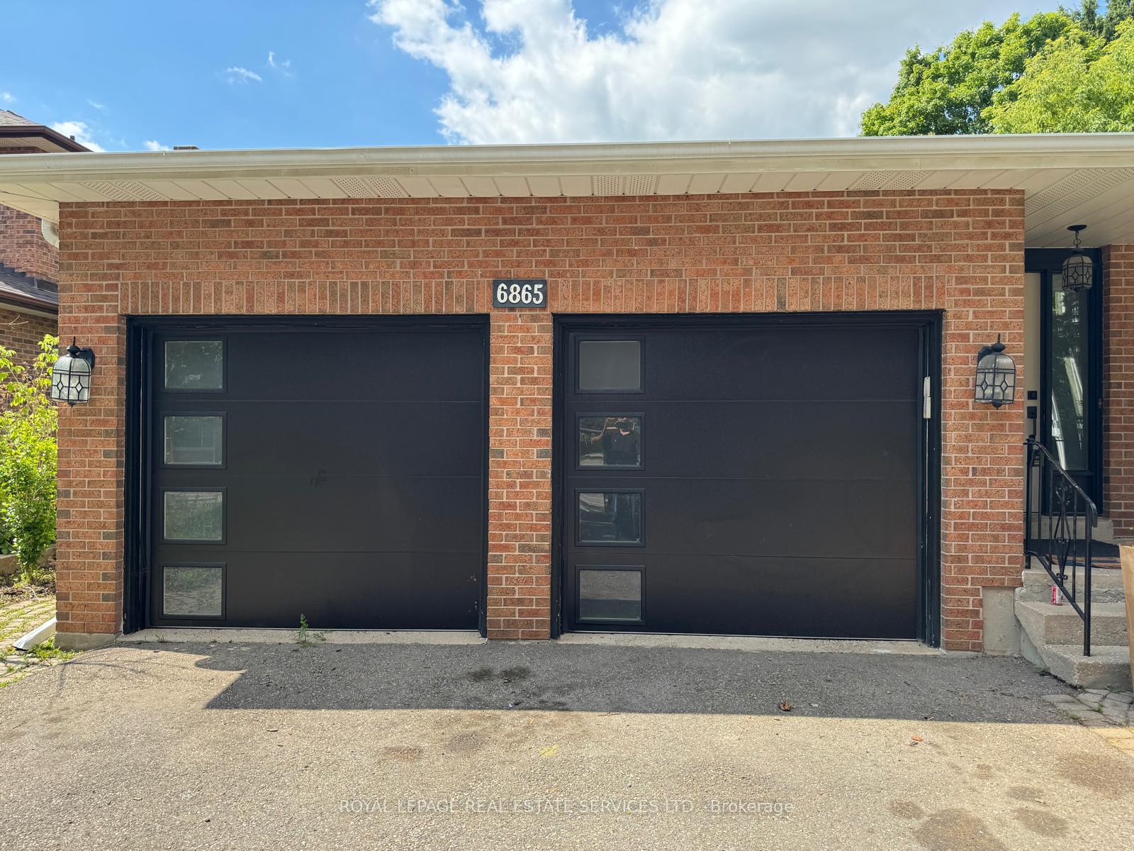 Photo 1 of 6865 Main Street W, Milton, Scott — HOMEH
