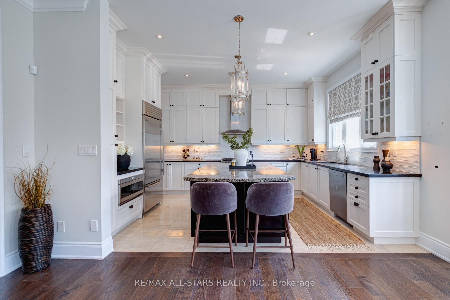 Photo 14 of 66 Royal West Road, Markham, Angus Glen — HOMEH