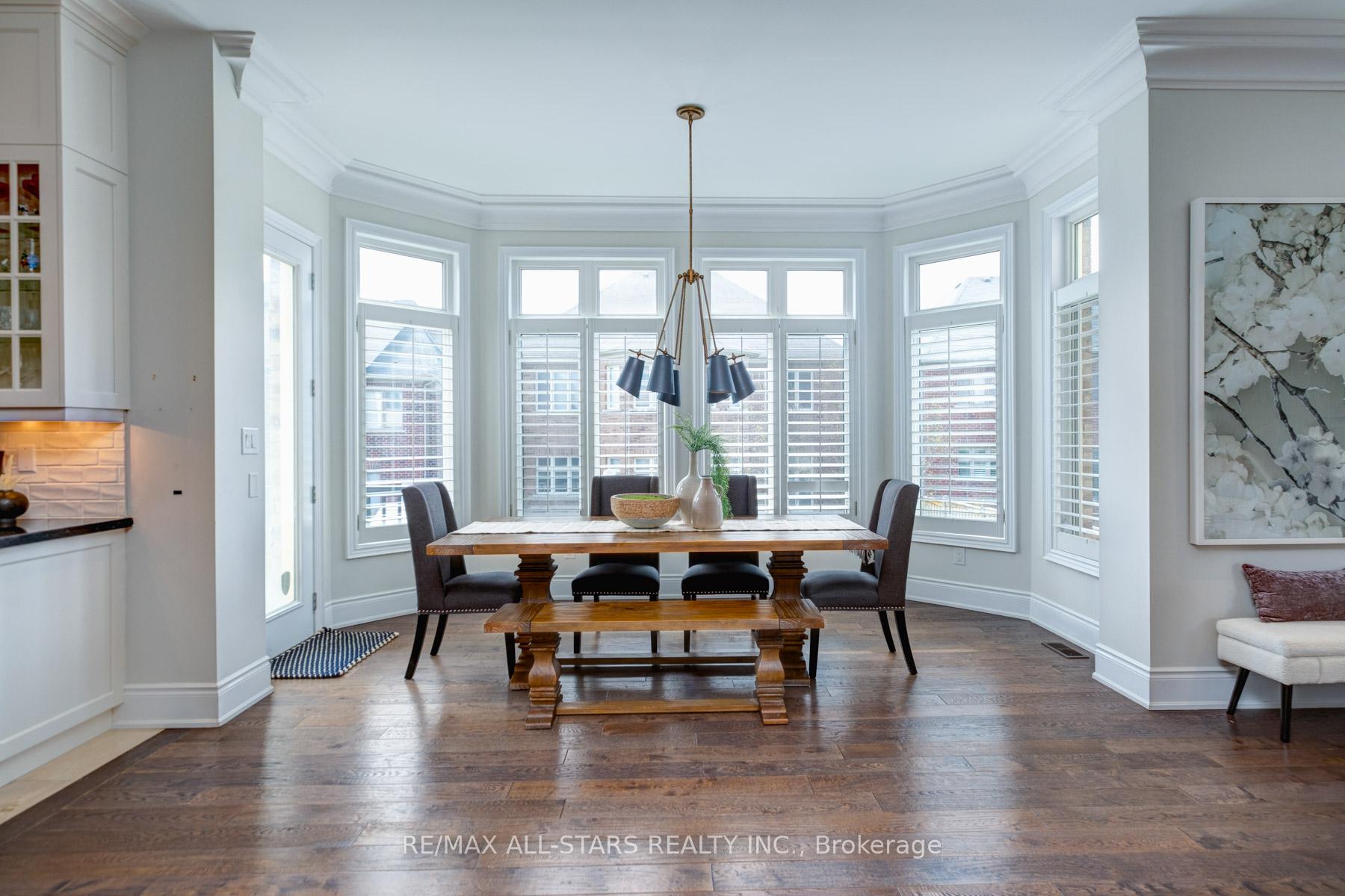 Photo 16 of 66 Royal West Road, Markham, Angus Glen — HOMEH
