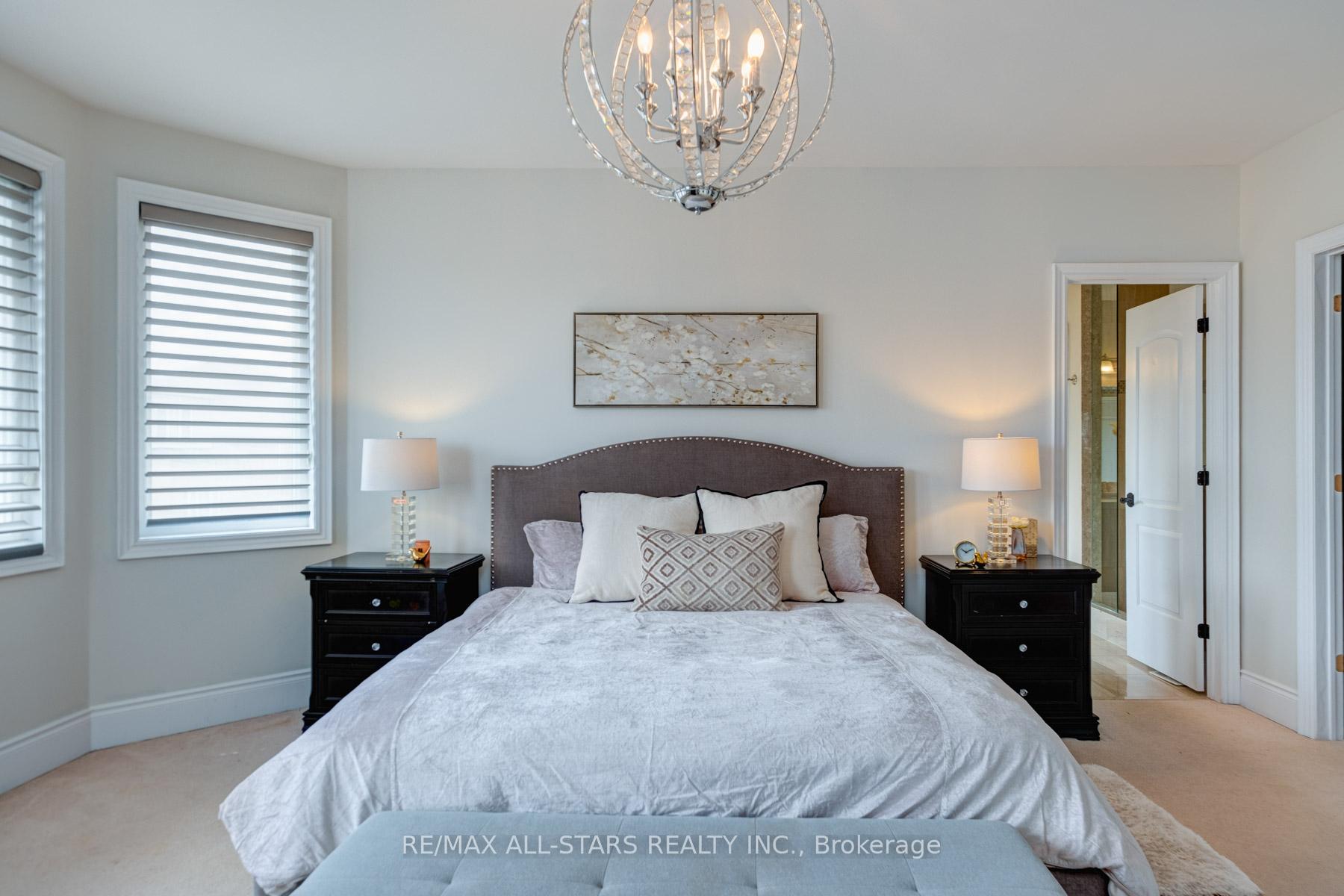 Photo 24 of 66 Royal West Road, Markham, Angus Glen — HOMEH