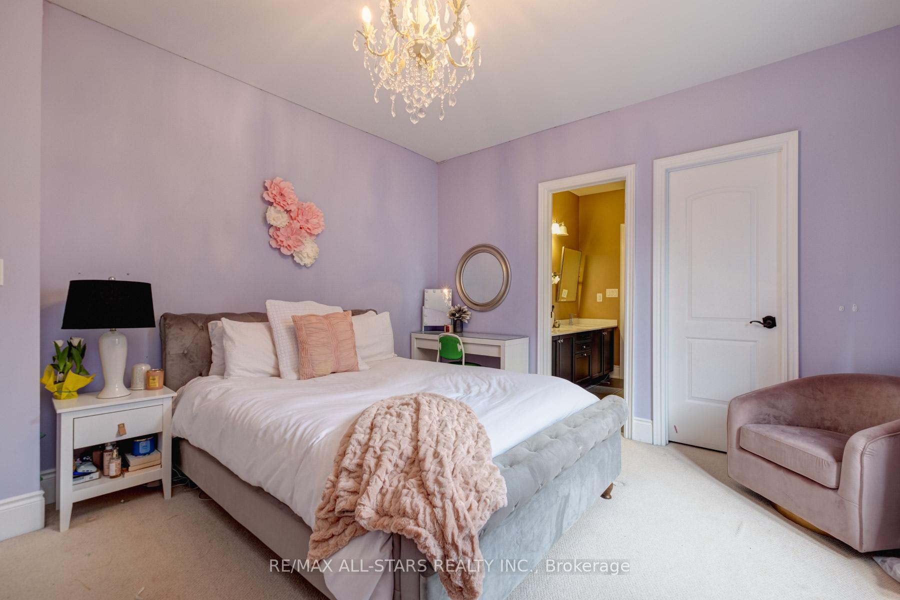 Photo 29 of 66 Royal West Road, Markham, Angus Glen — HOMEH