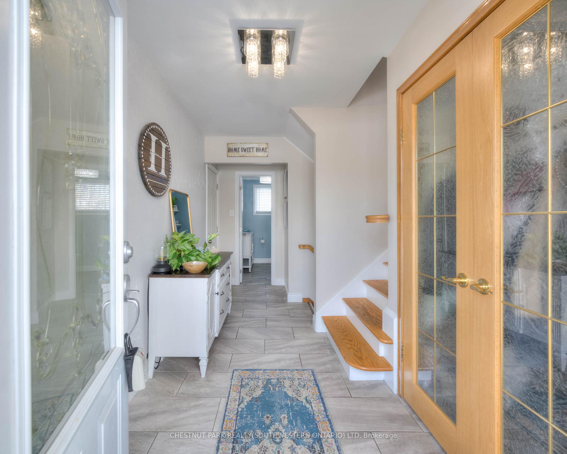Photo 7 of 19 Halifax Drive, Kitchener — HOMEH