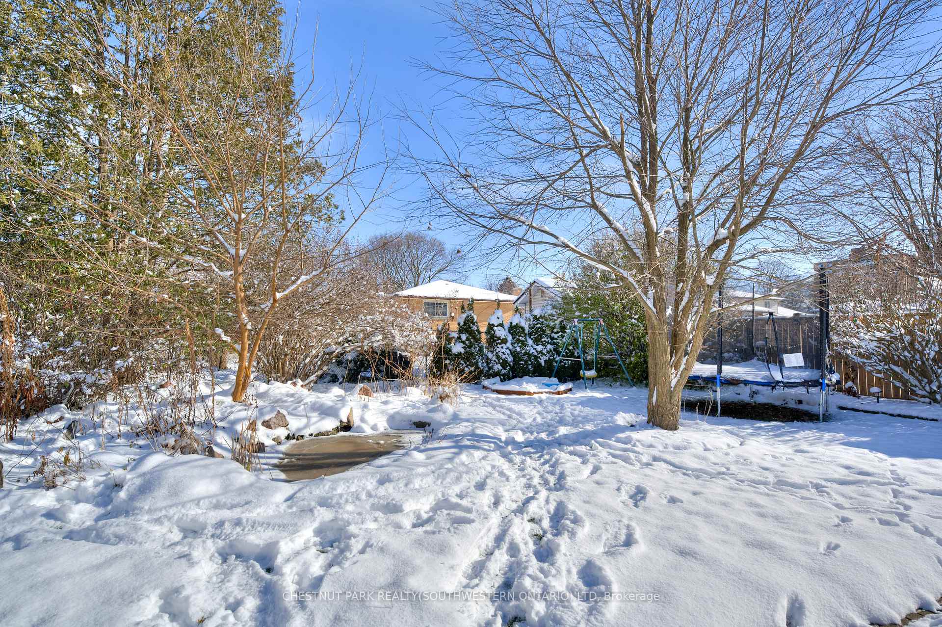 Photo 34 of 19 Halifax Drive, Kitchener — HOMEH