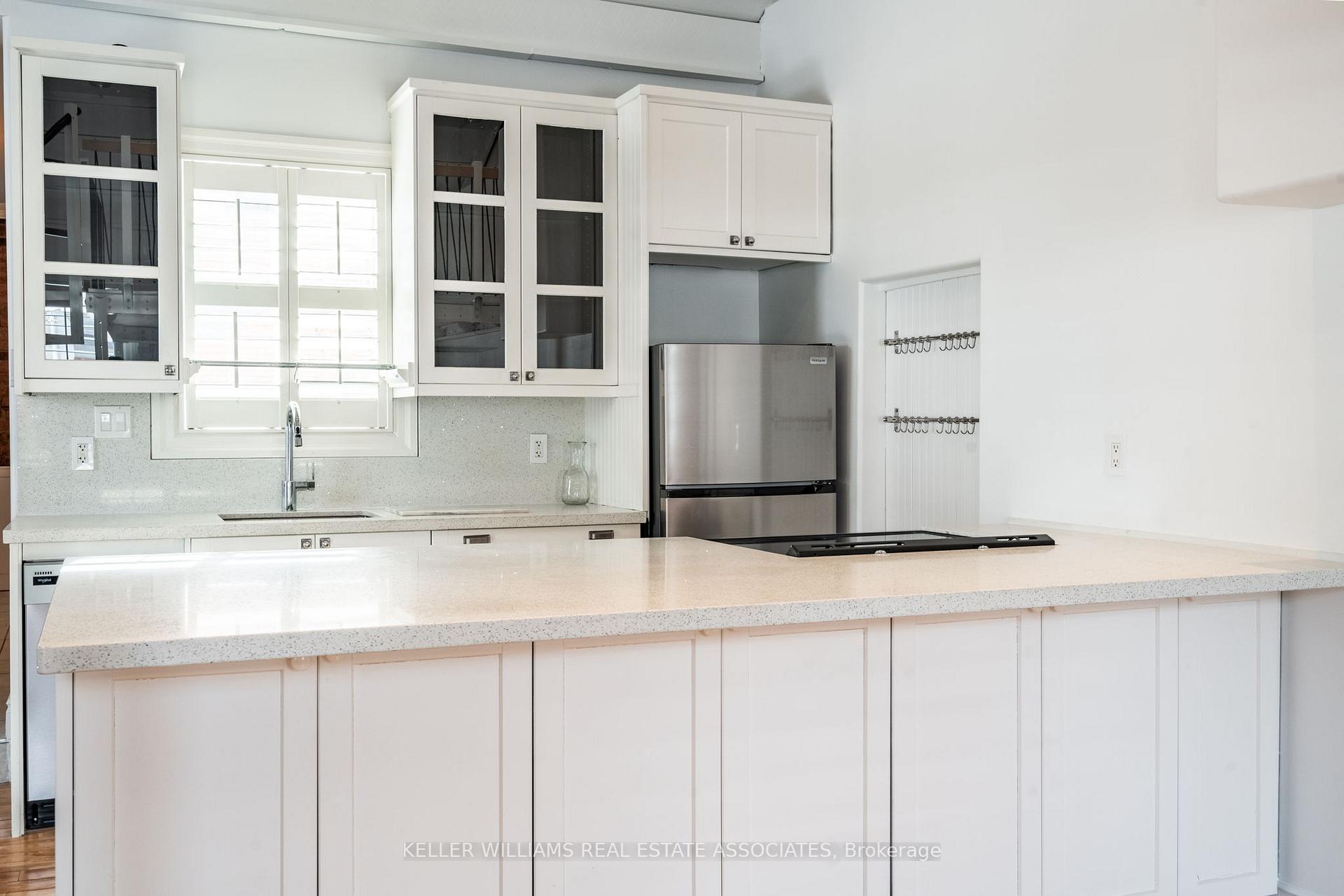 Photo 22 of 144 Young Street, Hamilton, Corktown — HOMEH