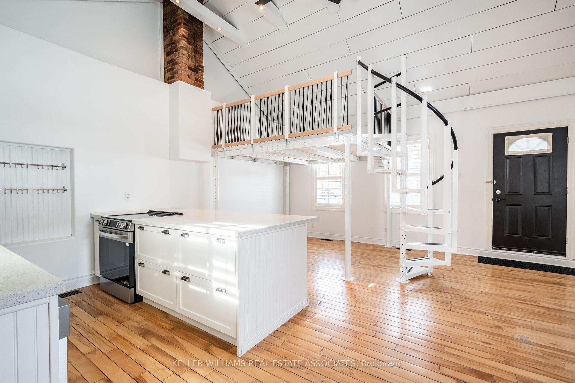 Photo 26 of 144 Young Street, Hamilton, Corktown — HOMEH