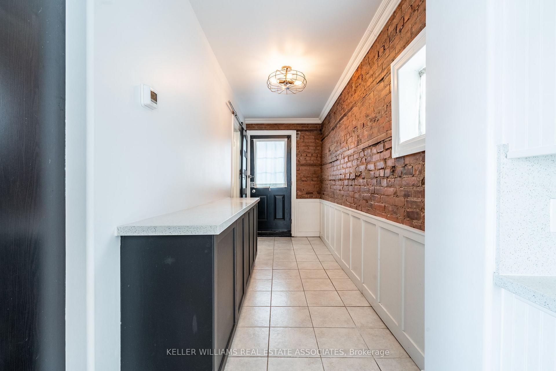 Photo 29 of 144 Young Street, Hamilton, Corktown — HOMEH