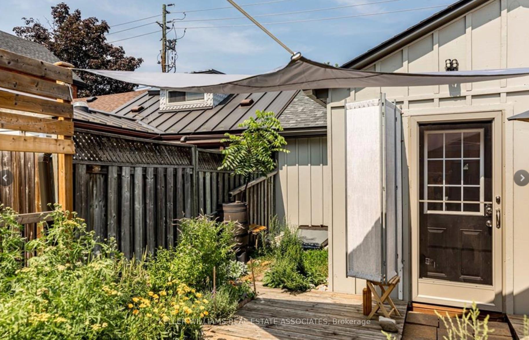 Photo 37 of 144 Young Street, Hamilton, Corktown — HOMEH