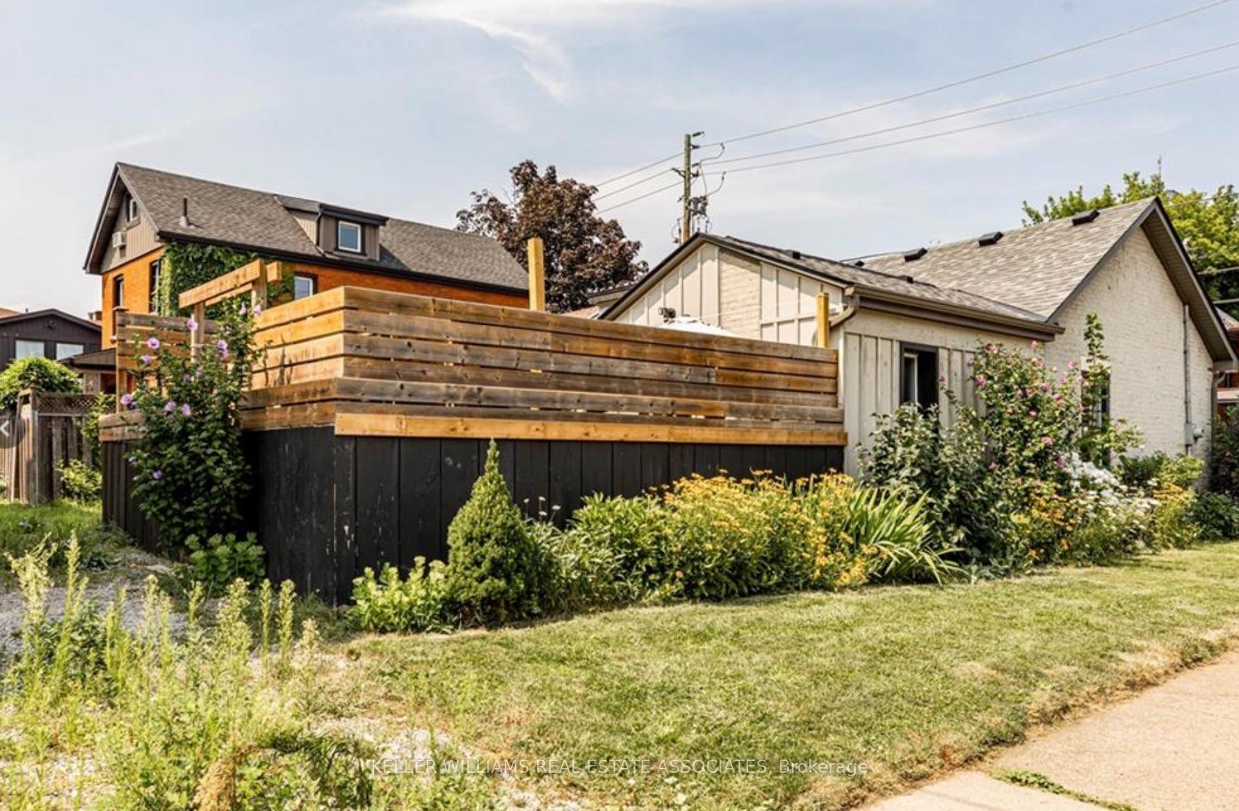 Photo 38 of 144 Young Street, Hamilton, Corktown — HOMEH