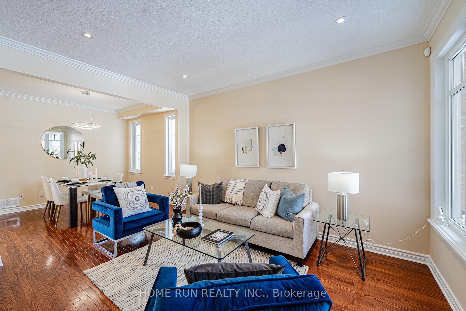 Photo 8 of 302 Laughlin Circle, Ottawa, Kanata - Kanata Lakes/Heritage Hills — HOMEH