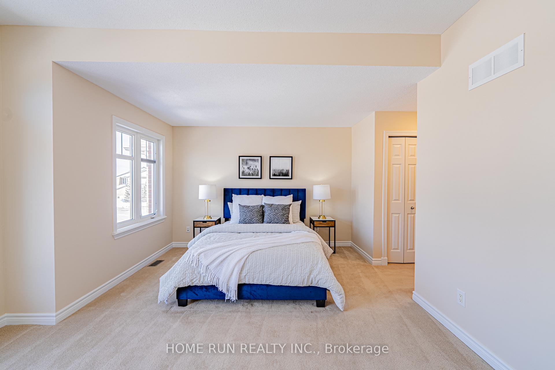 Photo 38 of 302 Laughlin Circle, Ottawa, Kanata - Kanata Lakes/Heritage Hills — HOMEH