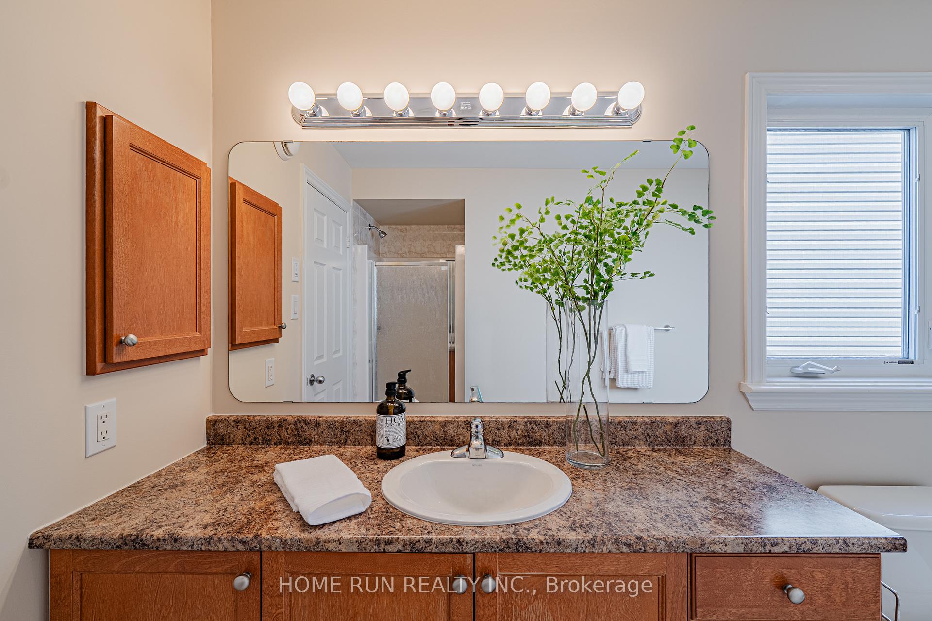 Photo 42 of 302 Laughlin Circle, Ottawa, Kanata - Kanata Lakes/Heritage Hills — HOMEH