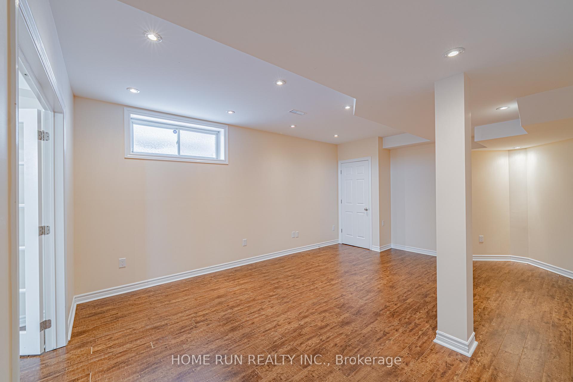 Photo 46 of 302 Laughlin Circle, Ottawa, Kanata - Kanata Lakes/Heritage Hills — HOMEH