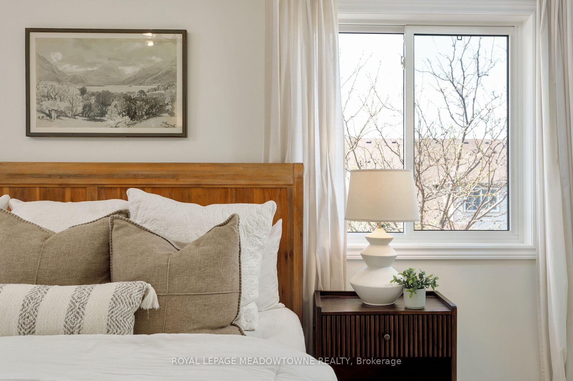 Photo 15 of 1083 Easterbrook Crescent, Milton, Coates — HOMEH