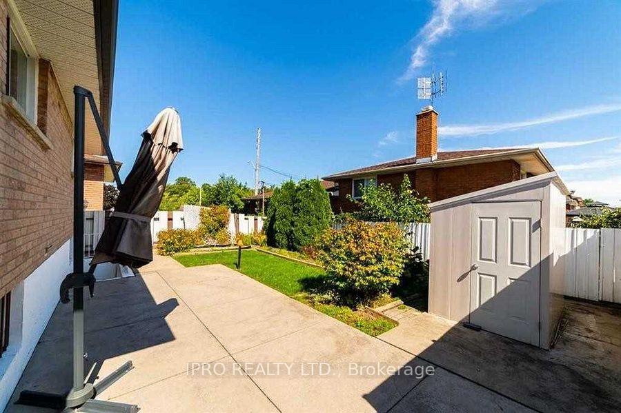 Photo 17 of Unit -Upper, 7 Capri Crescent, Hamilton, Stoney Creek — HOMEH