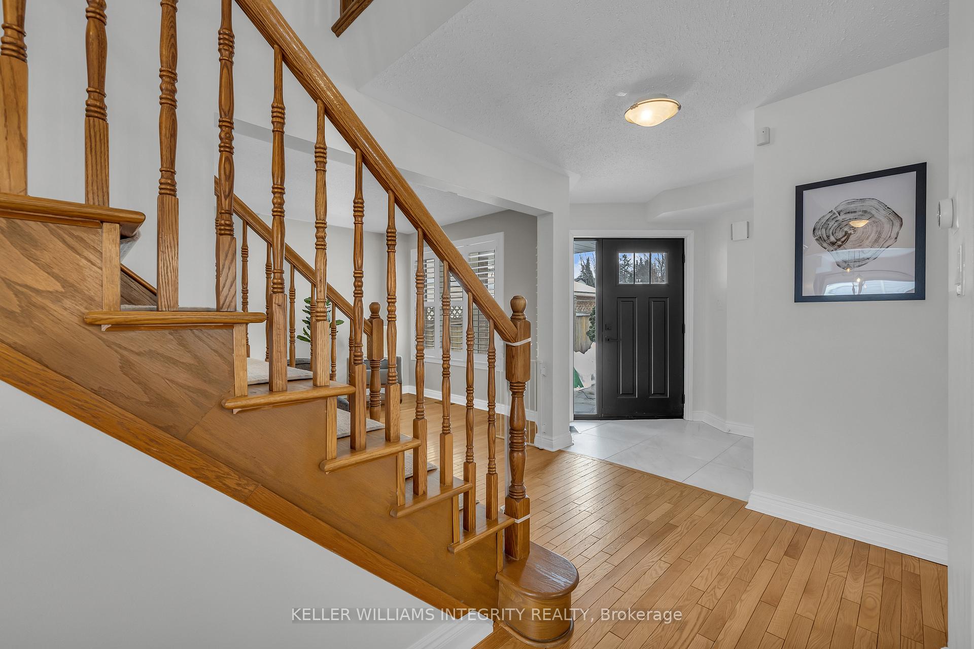 Photo 3 of 61 Shearer Crescent, Ottawa, Kanata - Katimavik — HOMEH