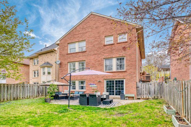Photo 34 of 15 Redwood Lane, Markham, Unionville — HOMEH
