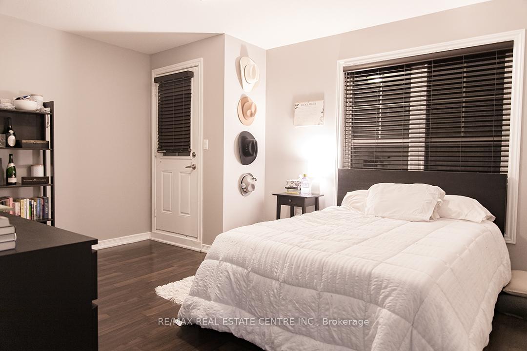 Photo 5 of Unit 79, 701 Homer Watson Boulevard, Kitchener — HOMEH
