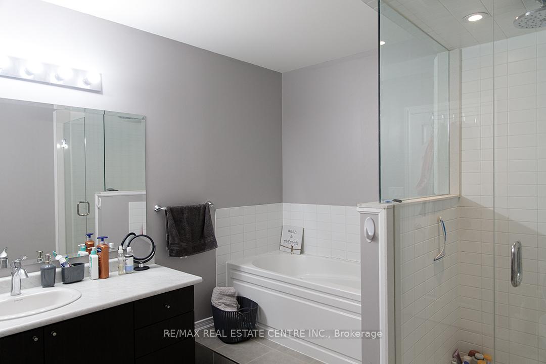 Photo 8 of Unit 79, 701 Homer Watson Boulevard, Kitchener — HOMEH