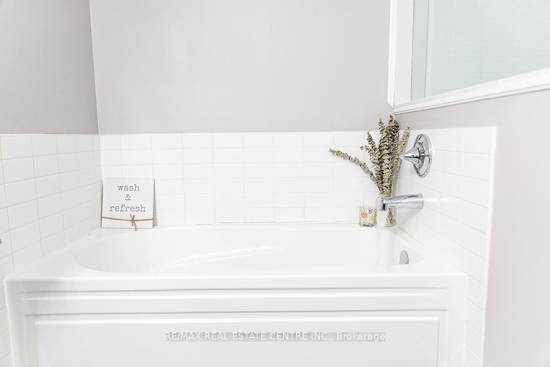 Photo 9 of Unit 79, 701 Homer Watson Boulevard, Kitchener — HOMEH