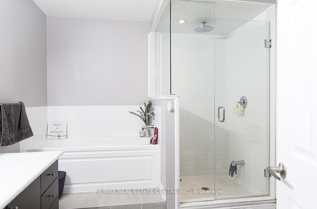 Photo 11 of Unit 79, 701 Homer Watson Boulevard, Kitchener — HOMEH