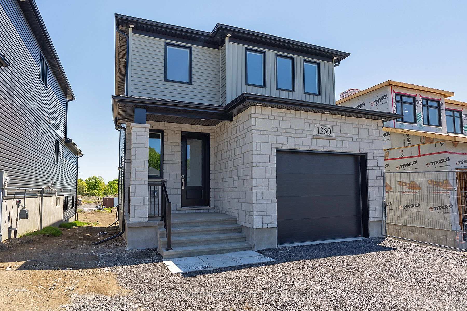 Photo 3 of Unit E43, 1350 Turnbull Way, Kingston, City Northwest — HOMEH