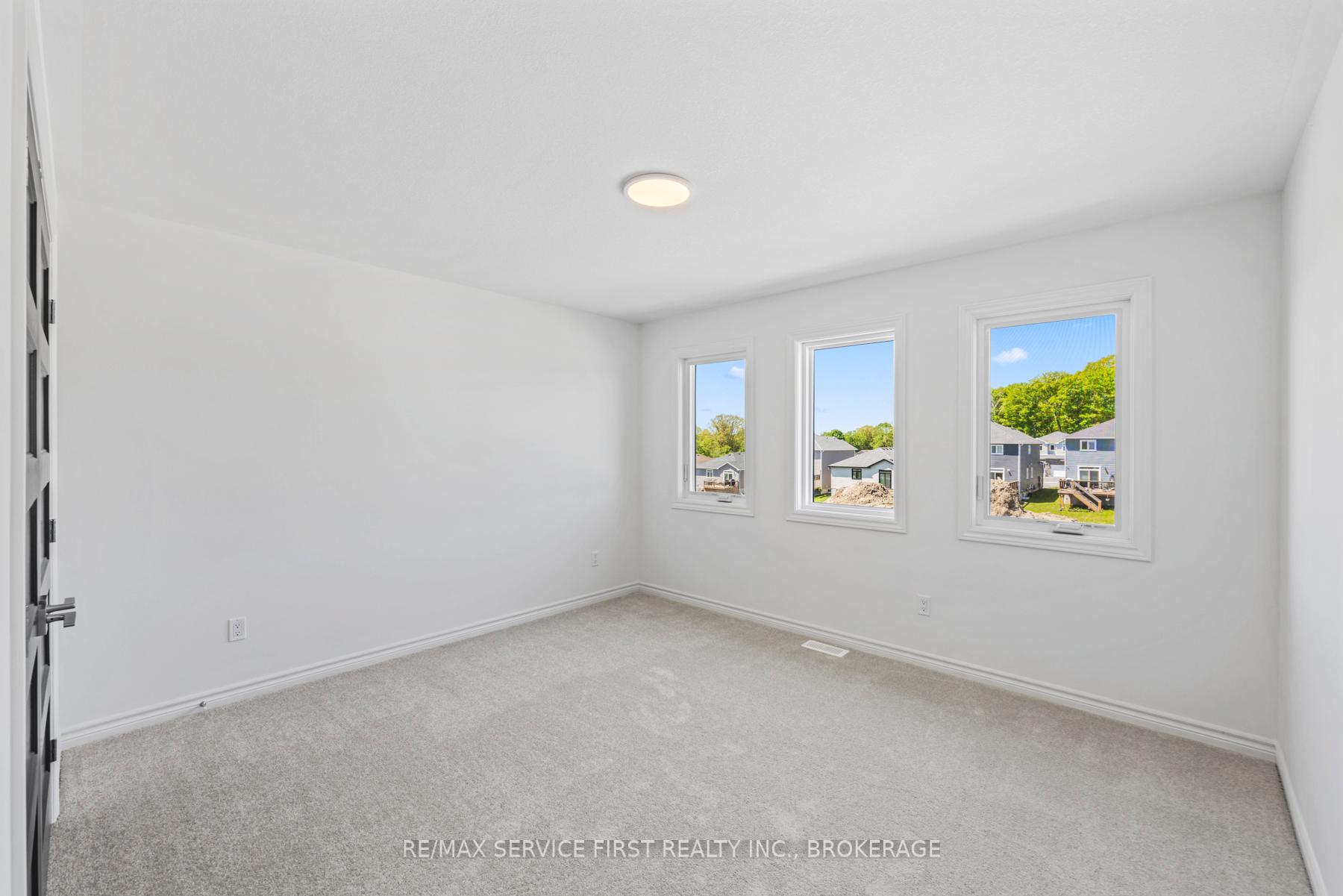 Photo 29 of Unit E43, 1350 Turnbull Way, Kingston, City Northwest — HOMEH