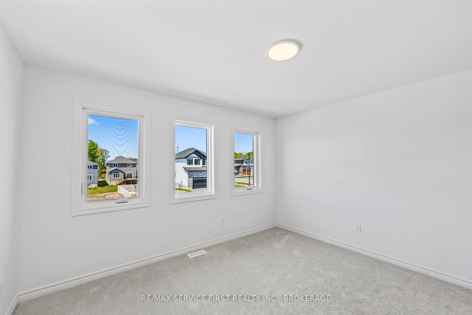 Photo 31 of Unit E43, 1350 Turnbull Way, Kingston, City Northwest — HOMEH