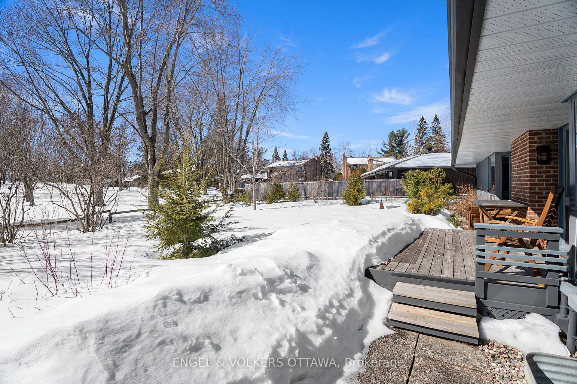 Photo 4 of 79 Varley Drive, Ottawa, Kanata - Beaverbrook — HOMEH
