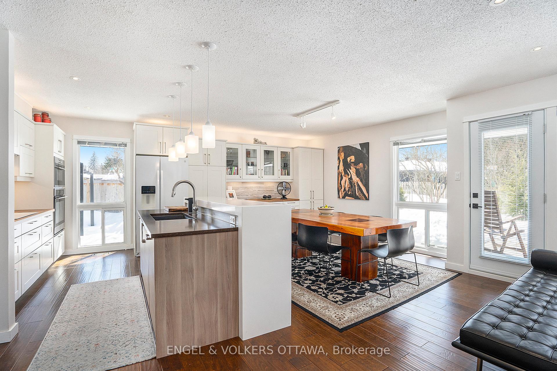 Photo 18 of 79 Varley Drive, Ottawa, Kanata - Beaverbrook — HOMEH
