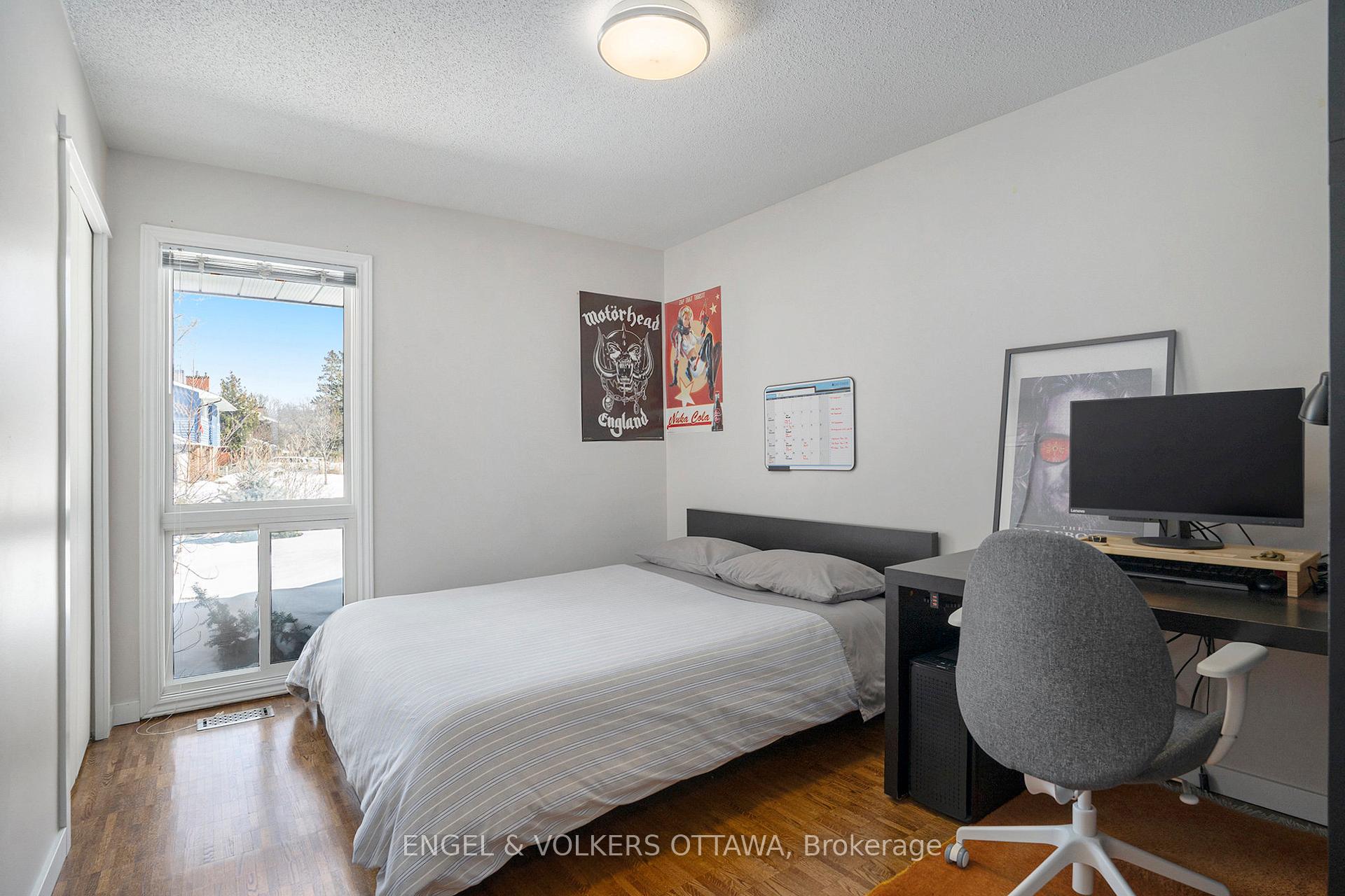 Photo 23 of 79 Varley Drive, Ottawa, Kanata - Beaverbrook — HOMEH
